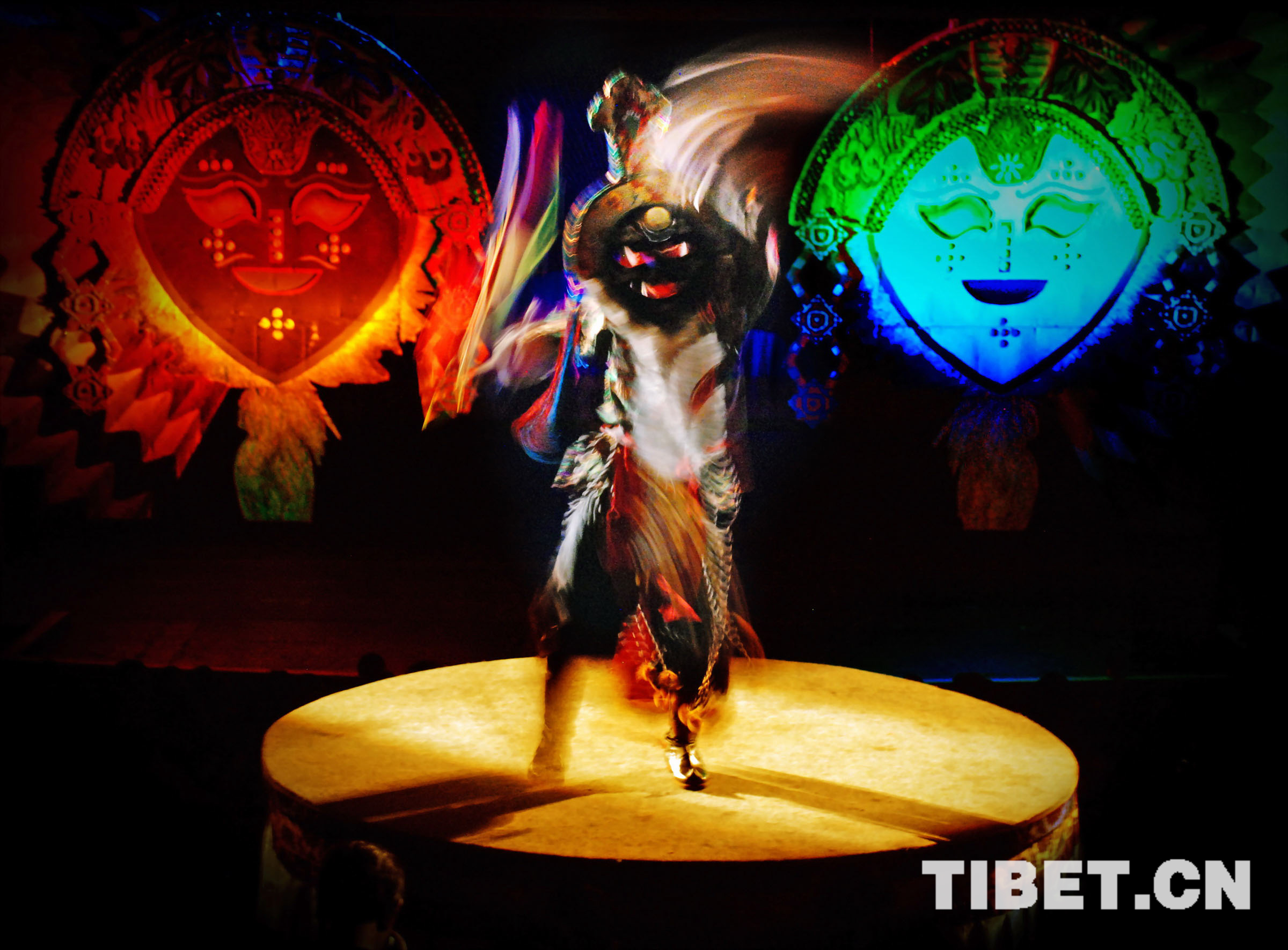 Tibet creates realistic thematic Tibetan opera stage drama