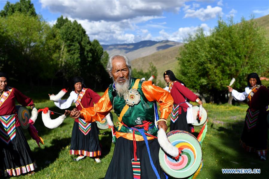 Traditional dance helps reduce poverty in Shannan, Tibet