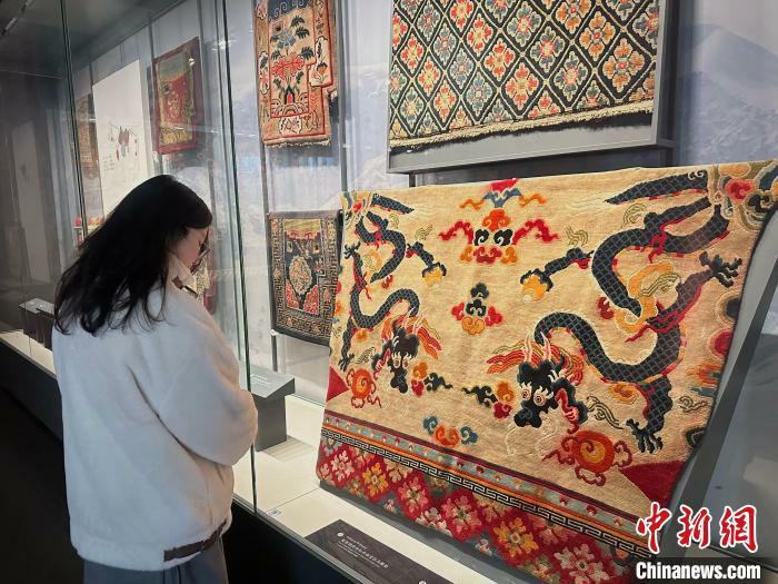 Interesting Dragon Elements on Tibetan Carpets