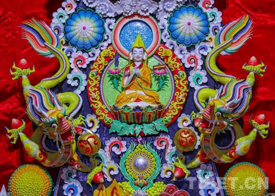 Butter Sculpture Show in the Jokhang Temple