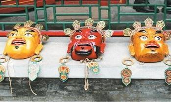 Ancient Cham dance finds new life in SW China's Xizang