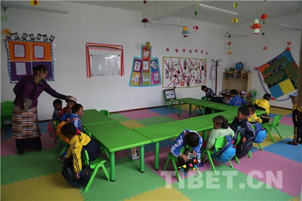 Heavenly kindergartens built in remote villages in Tibet