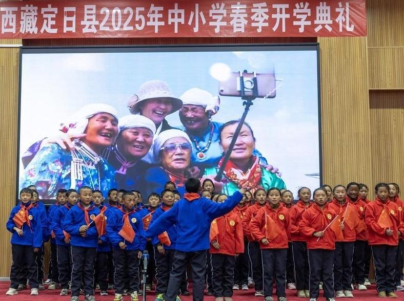 Xizang schools start new semester two months after earthquake