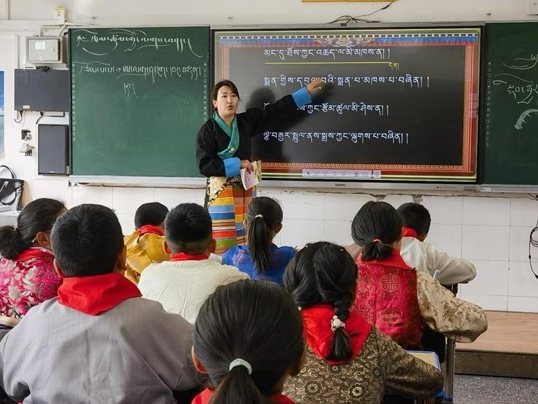 Xizang schools start new semester two months after earthquake