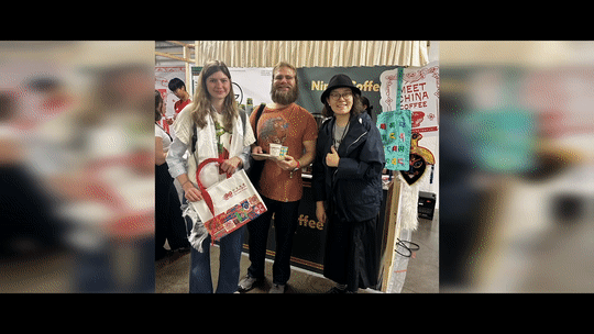 Reigniting tradition: Savering China's Xizang over a cup of coffee