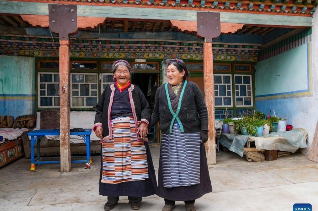 Pic story: former serf's new life in China's Xizang