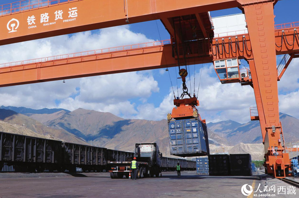 Freight yard at Lhasa West Railway Station bustles as Qinghai-Xizang Railway marks 20th anniversary