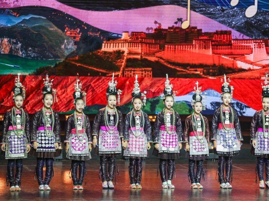 Ethnic artists perform at concert in Chongqing, SW China