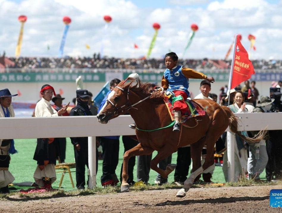 Nagqu Horse Racing Festival 2026 kicks off in China's Xizang