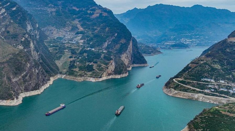 Xi Story: All-out efforts to preserve Yangtze River ecology