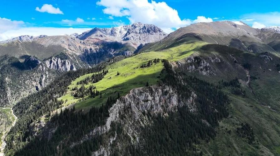 Chinese ecological wisdom shines in Qinghai-Tibet Plateau national park