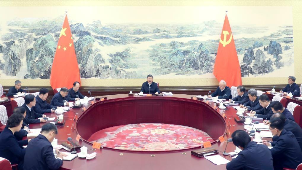 Xi stresses mobilizing workers to participate in national rejuvenation