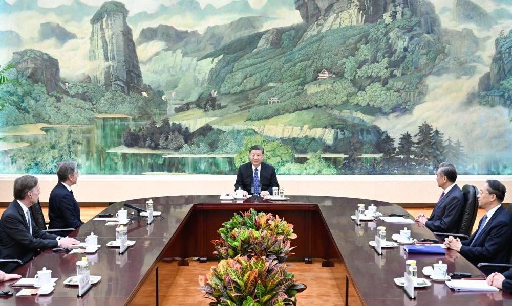 Xi meets U.S. secretary of state