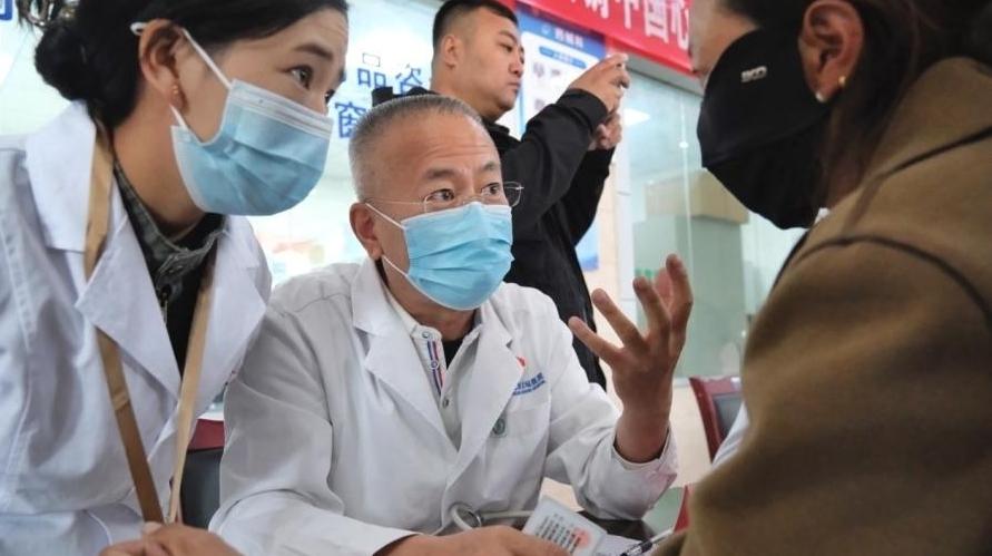 Public Welfare Healthcare Kicks off in Sichuan’s Daocheng County