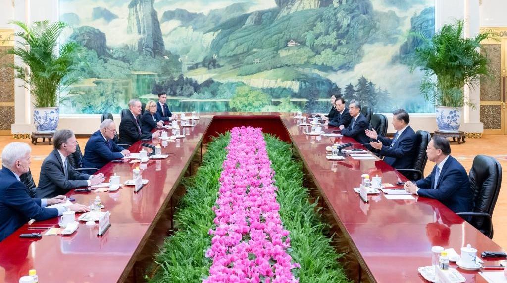 Xi meets U.S. congressional delegation