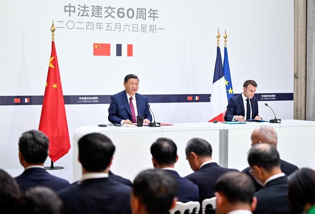 Xi, Macron jointly meet the press