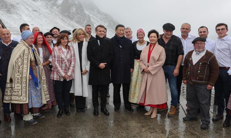 Macron hosts Xi at mountain restaurant in picturesque southern France