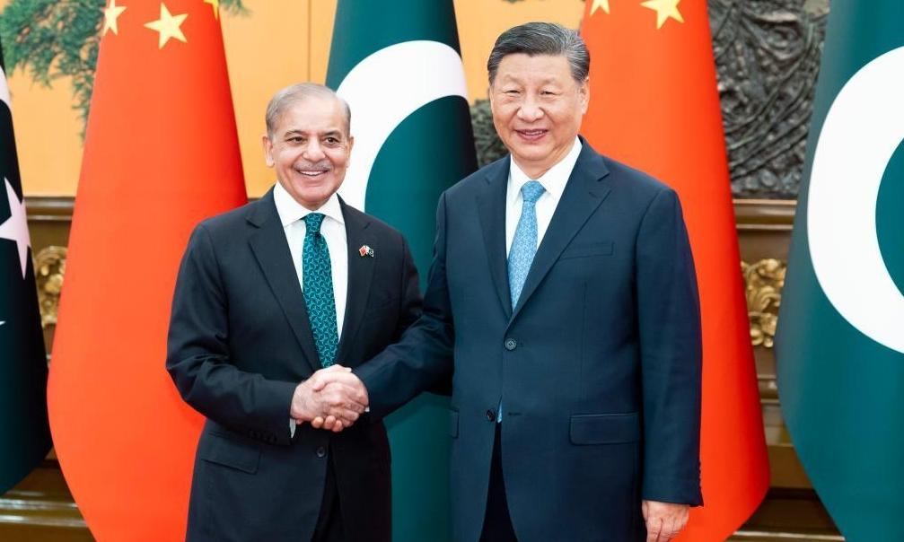 Xi meets Pakistani PM