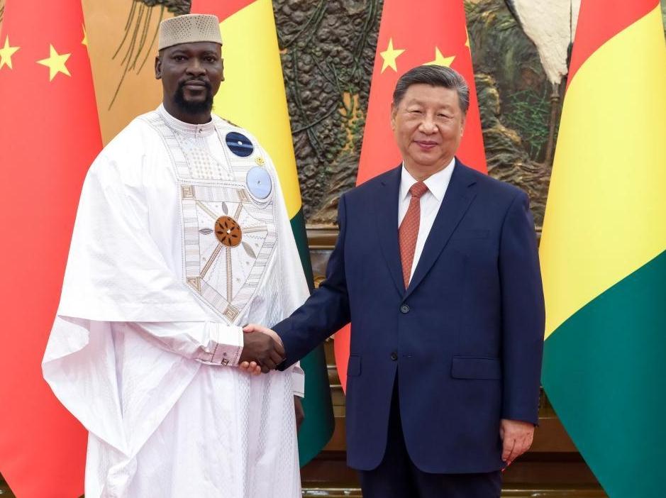 Xi meets Guinean president