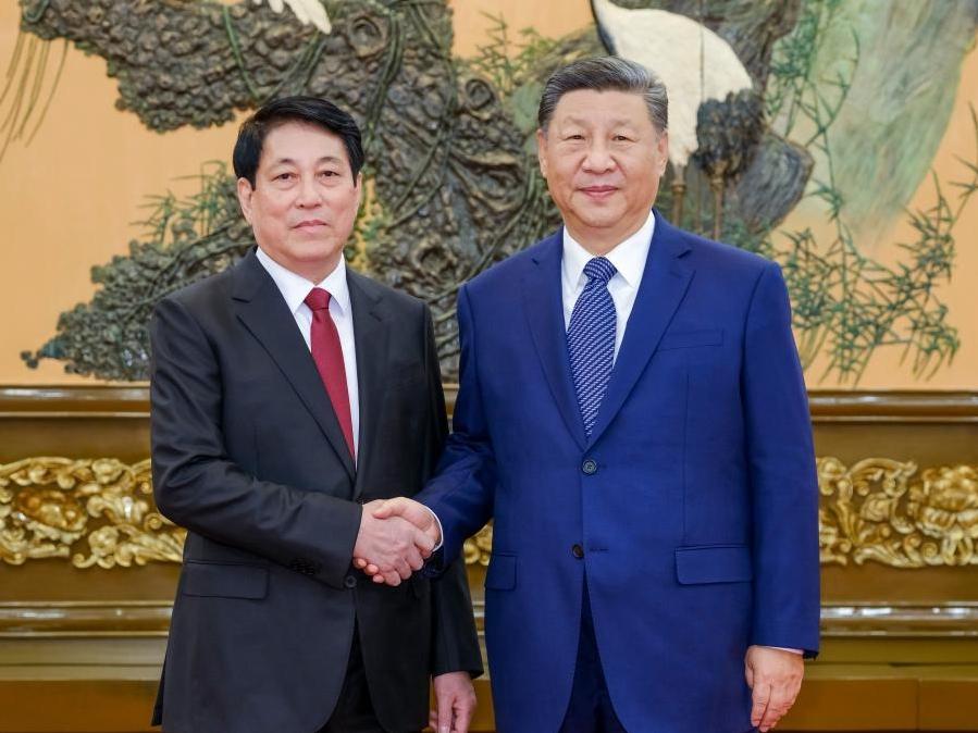 Xi calls for efforts to promote China-Vietnam community with shared future