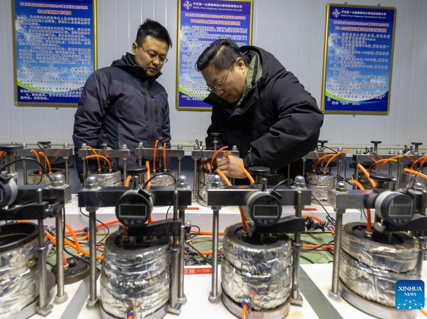 70 years on, Chinese scientists preserve plateau highway on permafrost