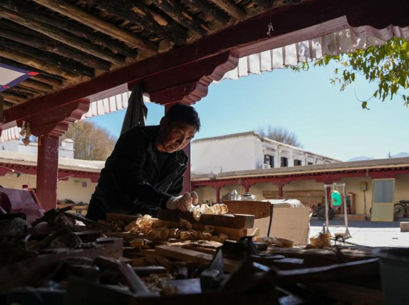 Xizang Story: Preserving time-honored Potala Palace with timeless skills