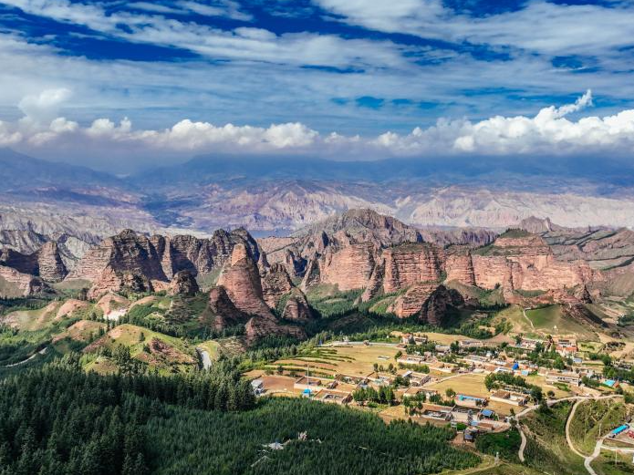 Two Chinese sites joinlist of UNESCO geoparks