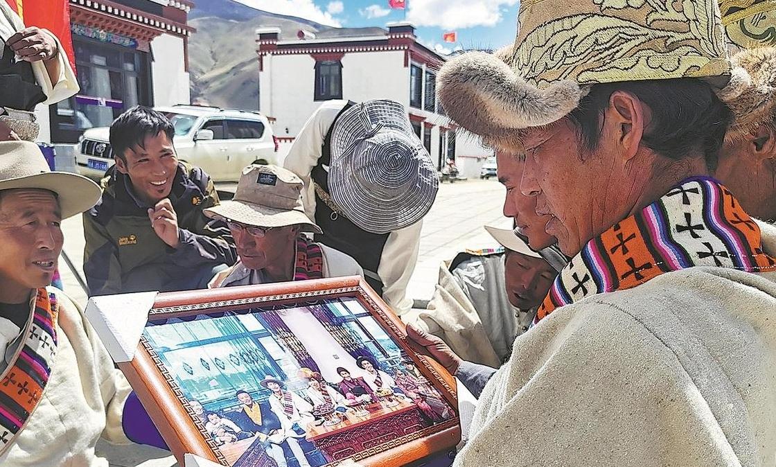 Xizang quake victims given new homes