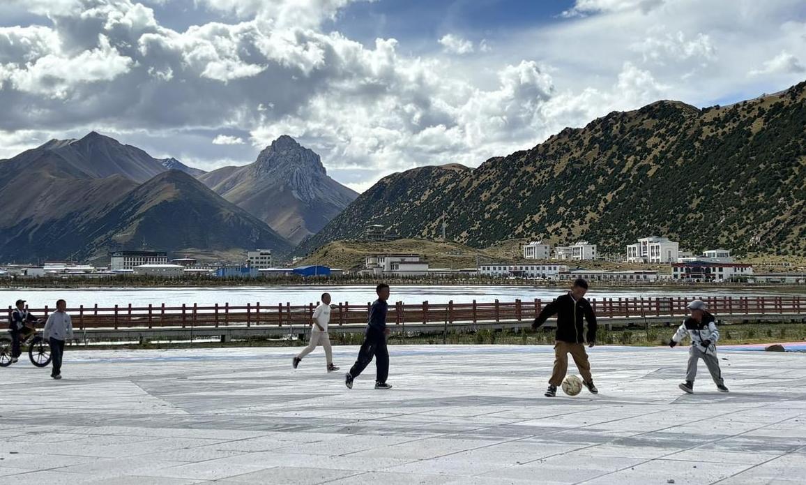 Xizang city transforms into conservation model