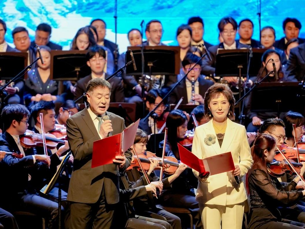 Concerts celebrating Xizang anniversary staged in Beijing