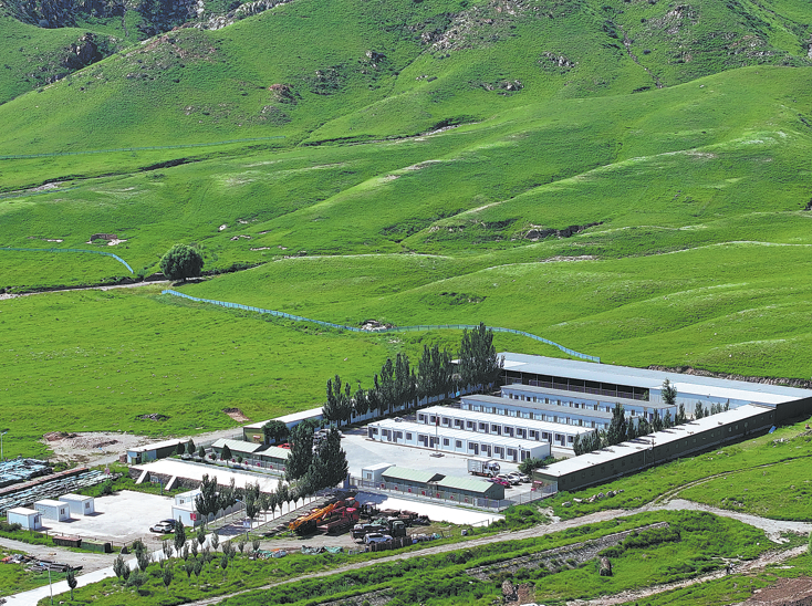 Support bases make life easier for field geophysical workers