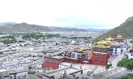 Back hill of Tashilhunpo Monastery