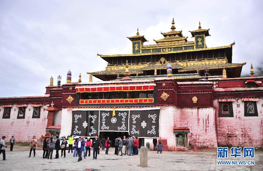 （西藏风物・图文互动）（2）“出乎意料”的西藏第一座寺院