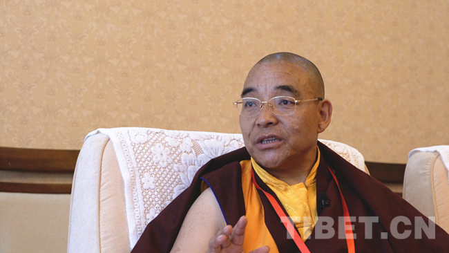 Senior monk talks about development of Tibetan Buddhism
