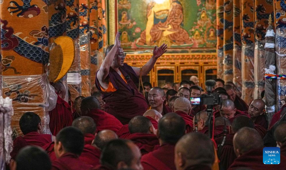 Preliminary exam for highest Tibetan Buddhism degree held in Xizang