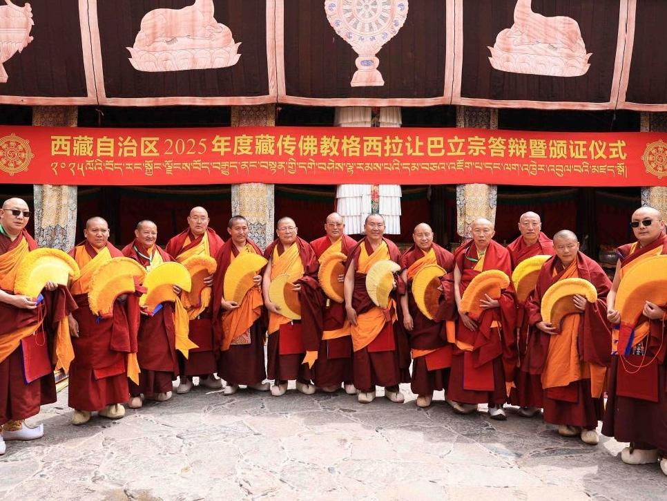 Dharma debating exam for 2025 Geshe Lharampa degree held in Lhasa