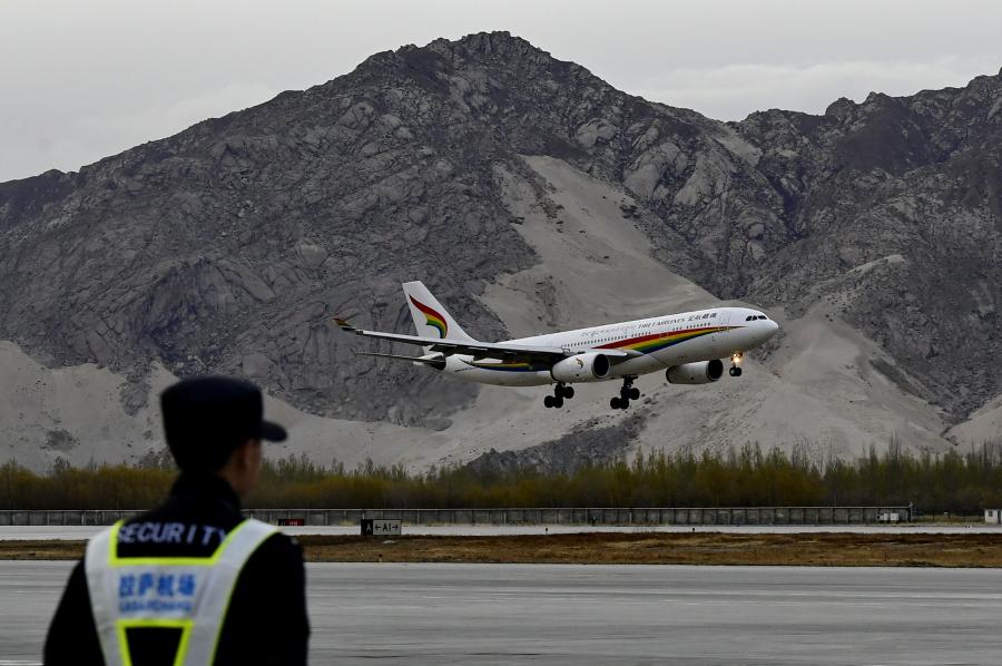 China's Tibet to build three new airports