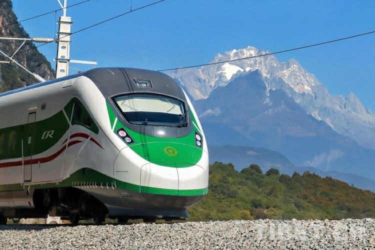 Railway between Lijiang to Shangri-la opened to traffic