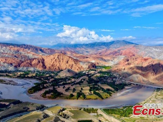 Magnificent scenery of Danxia landform in Qinghai