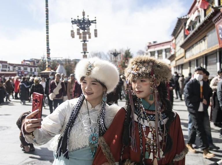 China's Xizang spends heavily on cultural tourism development