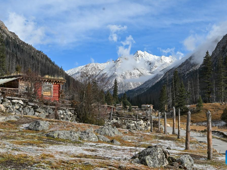 Scenery of Duopugou scenic spot in Sichuan, SW China